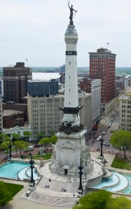 A 2009 image of Monument Circle (image courtesy Justin Harter).