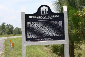 A modest marker is the sole memorial of the former site of Rosewood (image courtesy Richard Elsey).